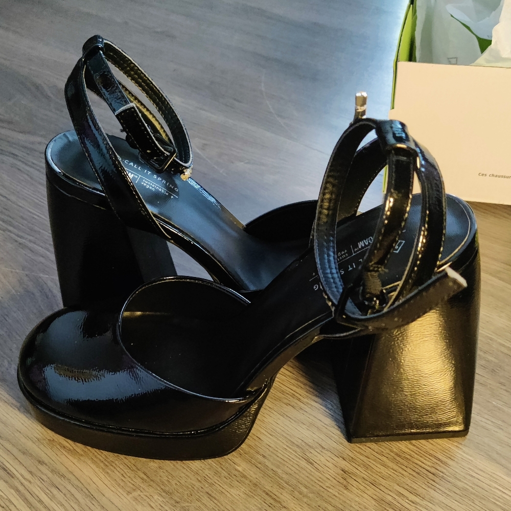 *SOLD* mary jane heels